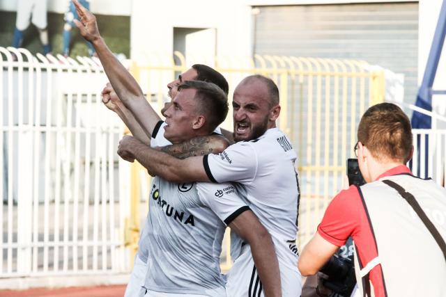 拉菲尼亚本赛季创造44次机会，五大联赛最多