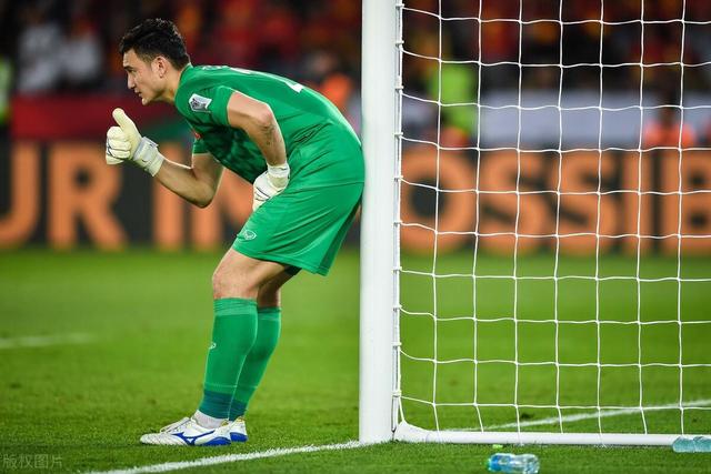 欧文48分东契奇37+12 火箭负独行侠无缘附加赛